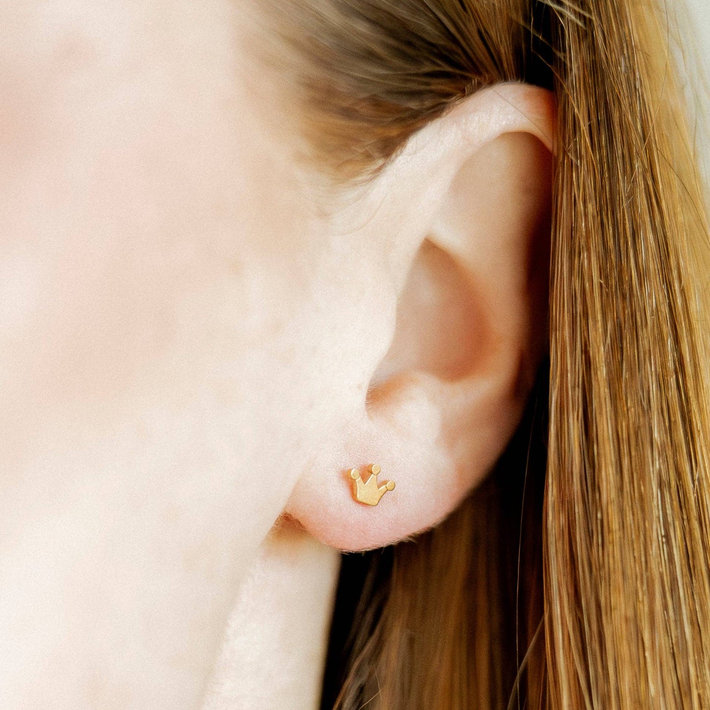Screwback Stud Earrings - Princess Gold