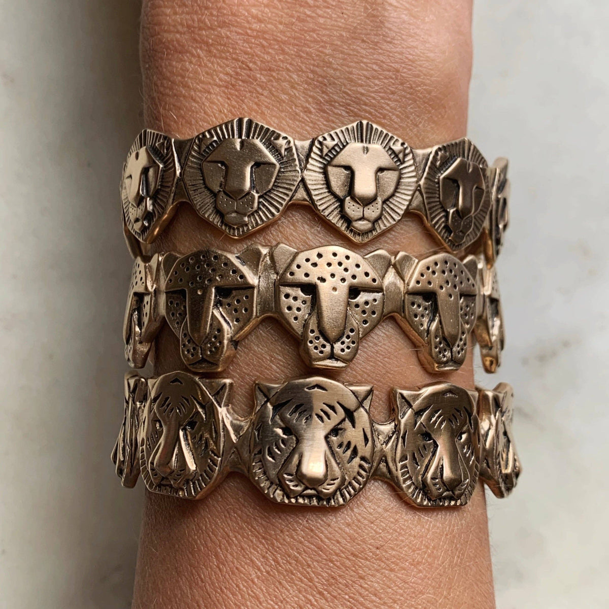 ARCHIVE — JAGUAR CUFF