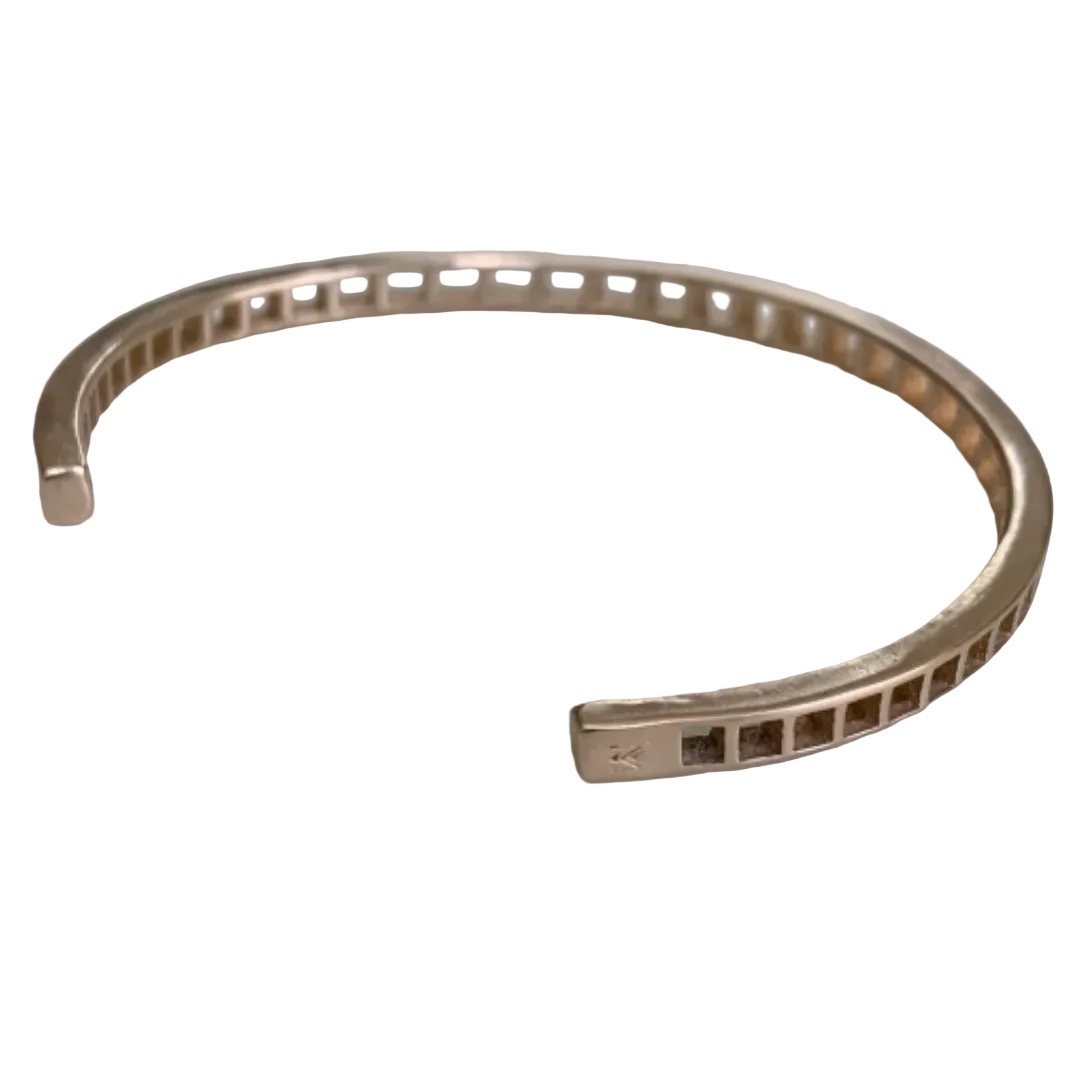 Grid Cuff - 1 Row