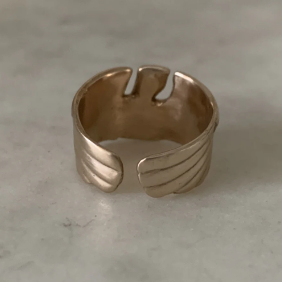 Pelican Ring