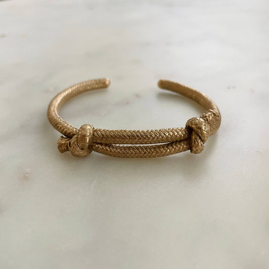 FRIENDSHIP CUFF — CORRIE