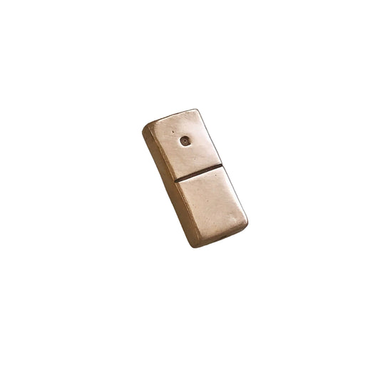 DOMINO TIE/LAPEL PIN