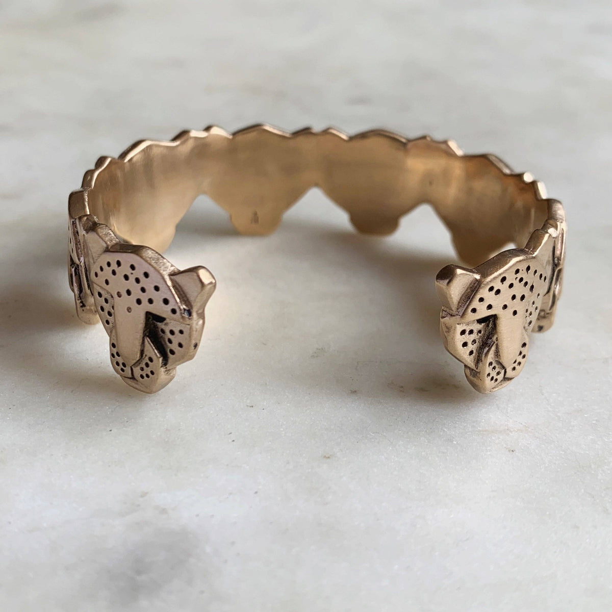 ARCHIVE — JAGUAR CUFF