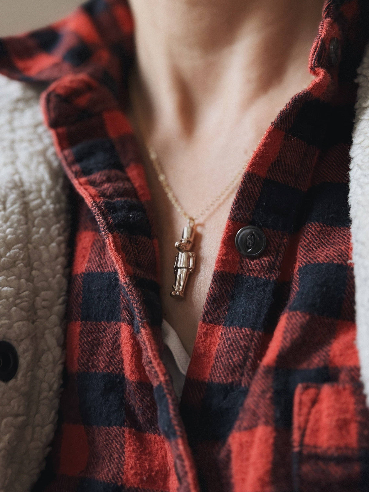 ALLIGATOR NUTCRACKER PENDANT