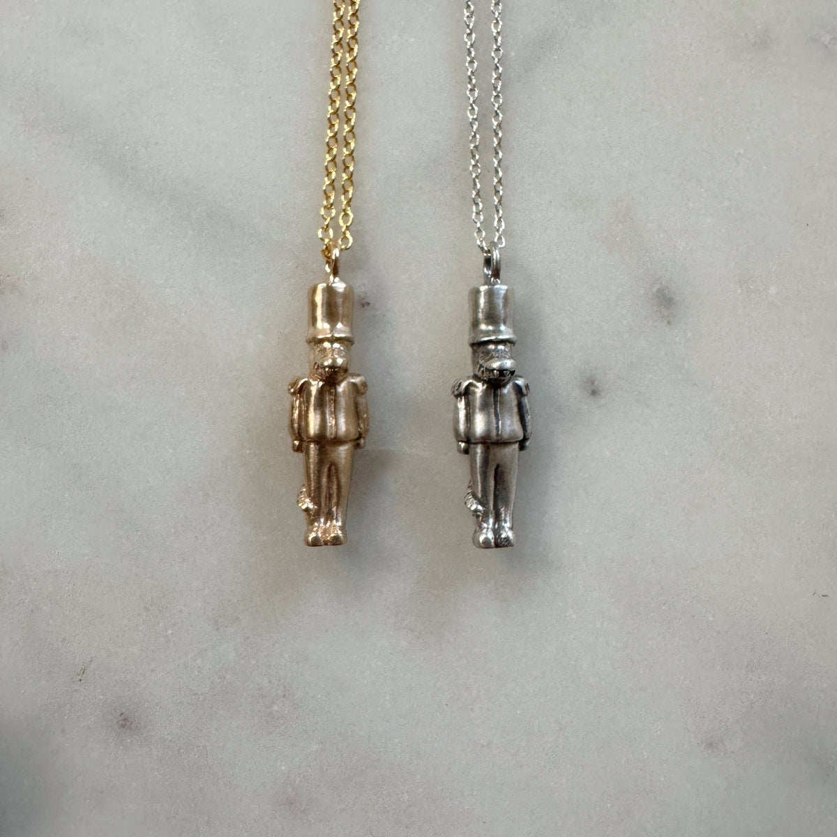 ALLIGATOR NUTCRACKER PENDANT