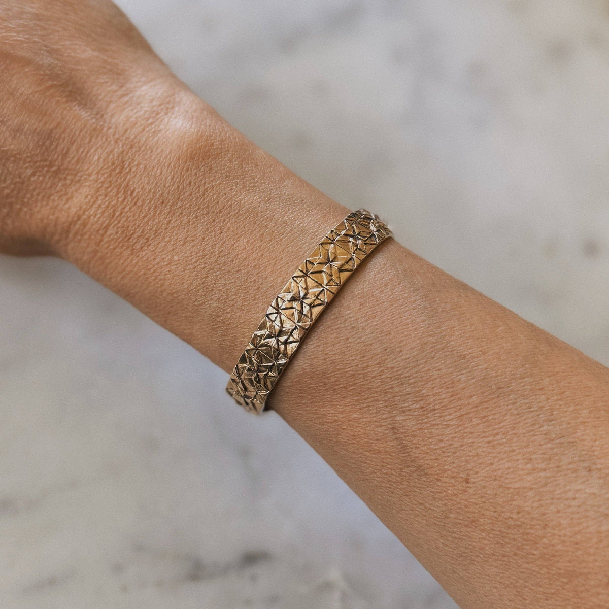 QUILT SQUARE CUFF — BRONZE
