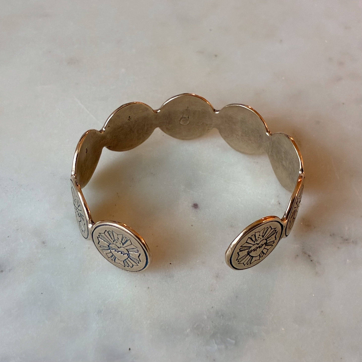 SACRED HEART CUFF
