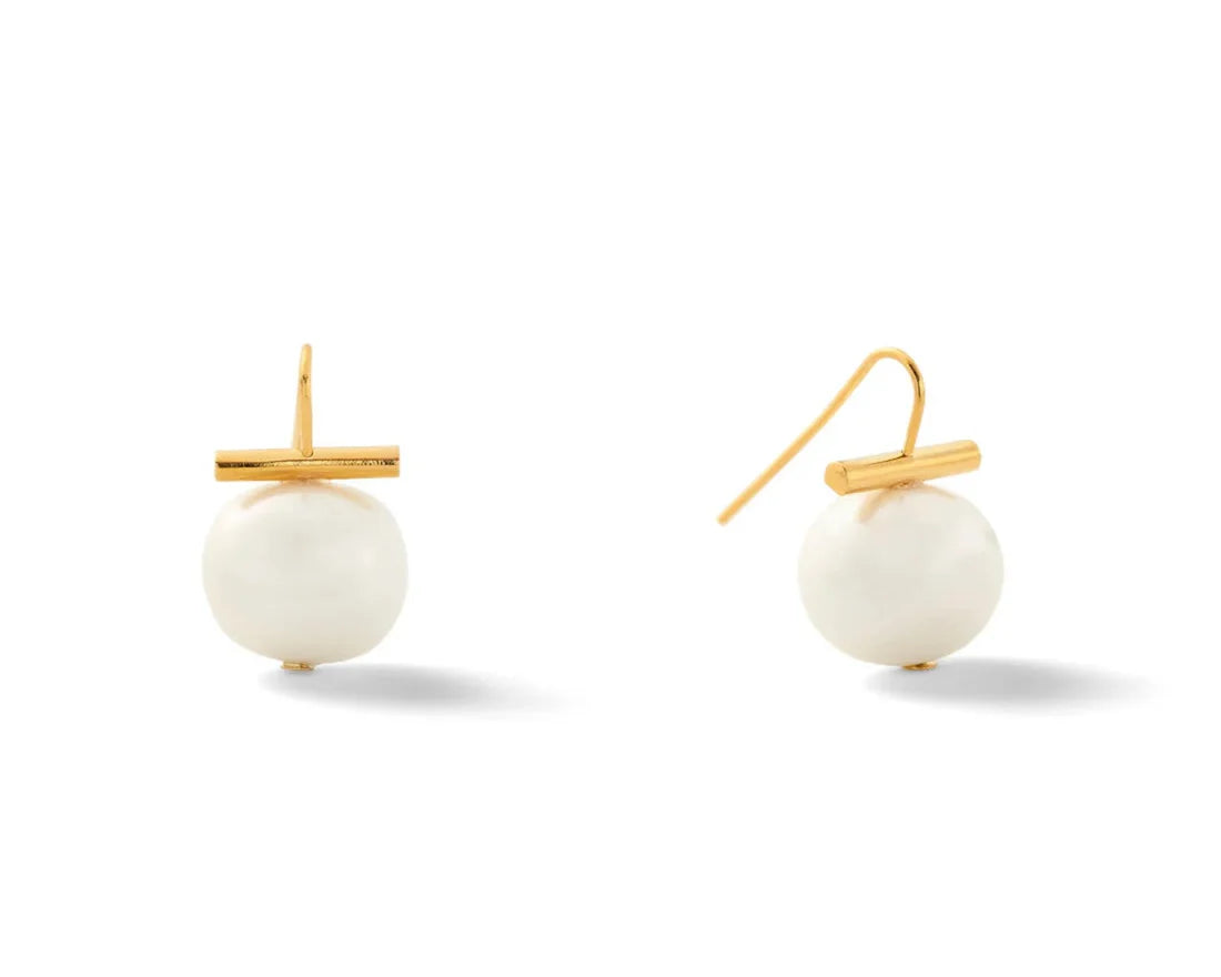 Medium Pebble Pearl Earring