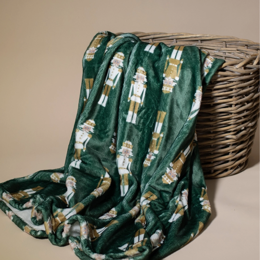 Alpine Nutcracker Throw Dark Green/Multi 50x60