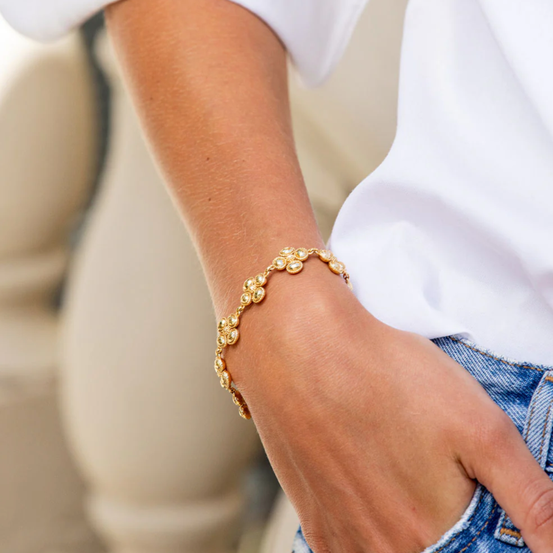 Berry Clover Linear Bracelet 7" + 2"- Gold