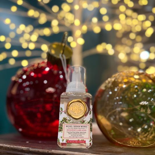 Holiday Garland Mini Foaming Soap