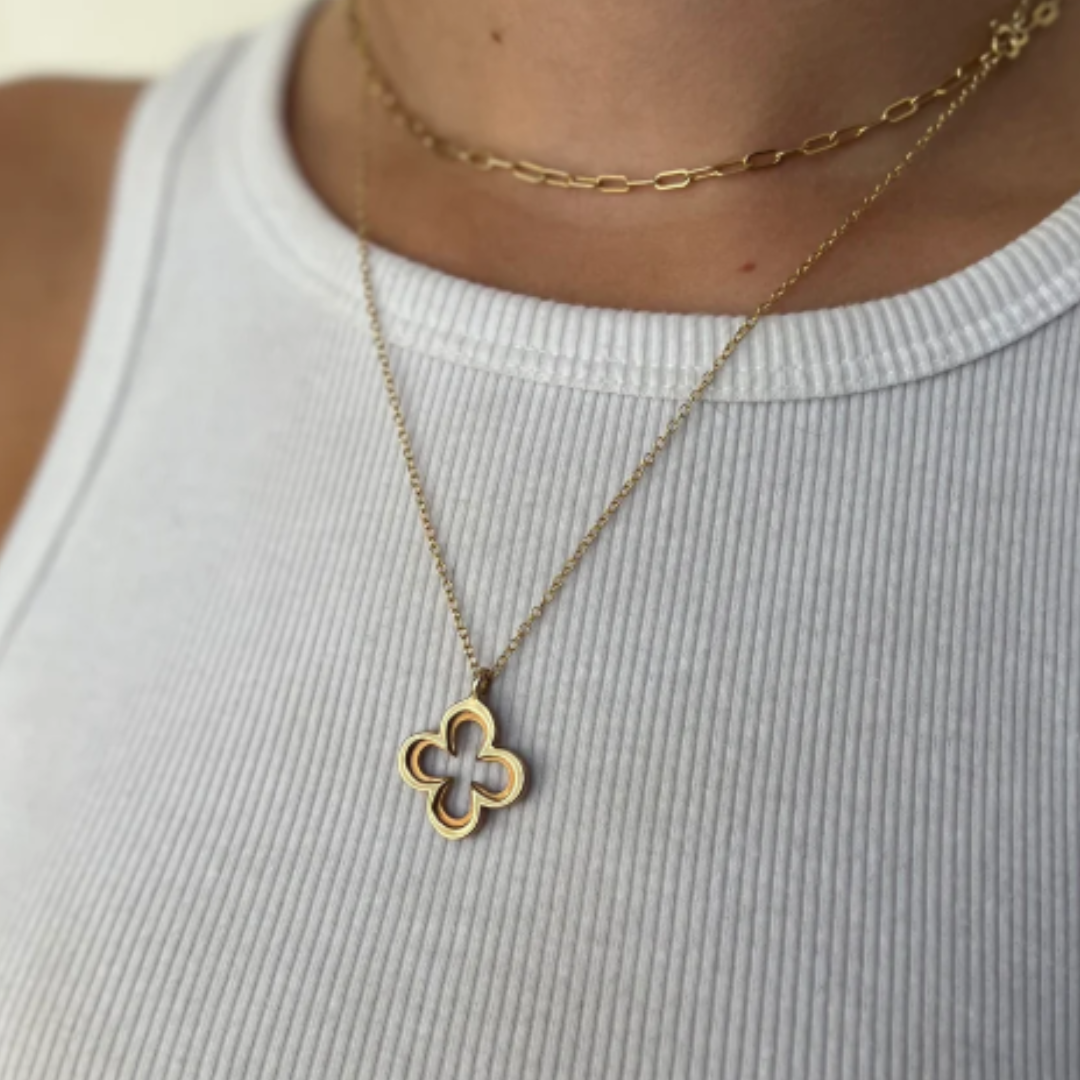 Quatrefoil Pendant - Large