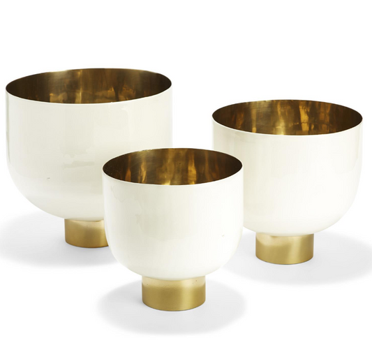 Decorative Hammered Aluminum White Lacquer Bowls with Gold Base