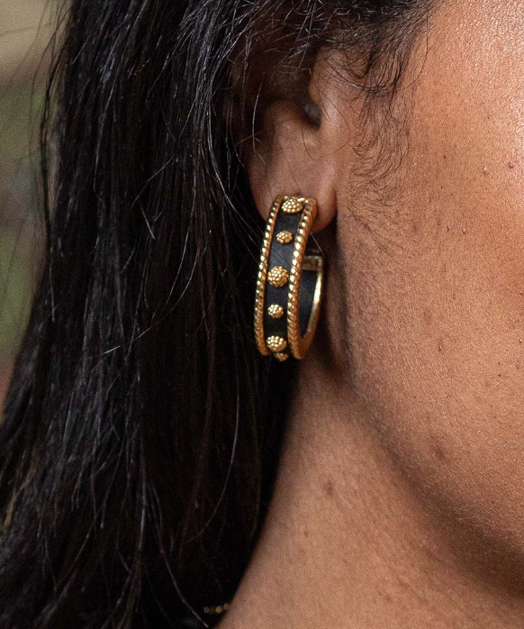 Berry Medium Hoop Earrings - Ebony