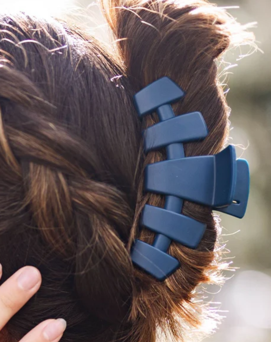 Classic Midnight Rain Hair Clip