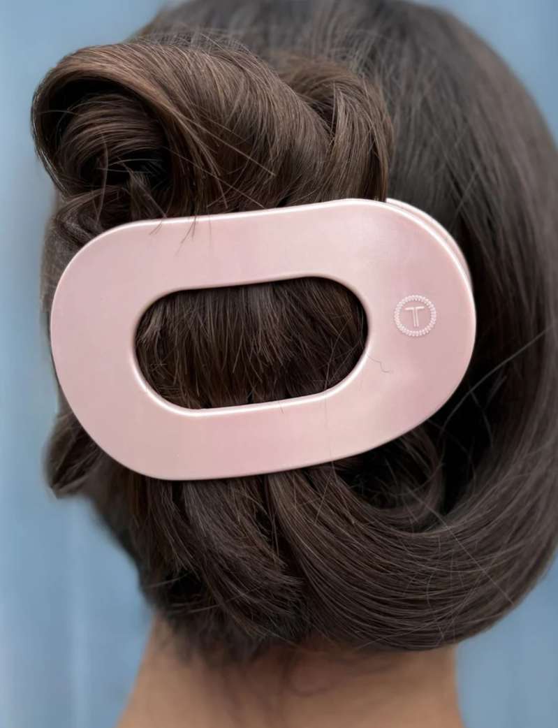 Pearly Pink Flat Round Clip