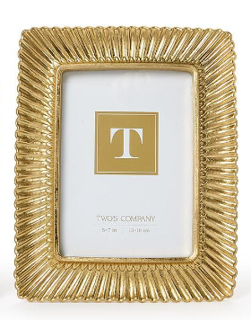 Sculpted Scalloped Plume Gold Photo Frames
