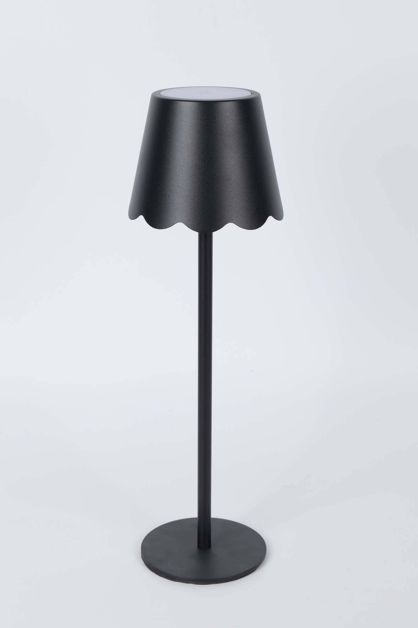 LED Lamp – Scalloped Shade