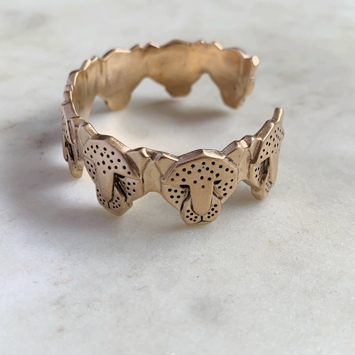 ARCHIVE — JAGUAR CUFF