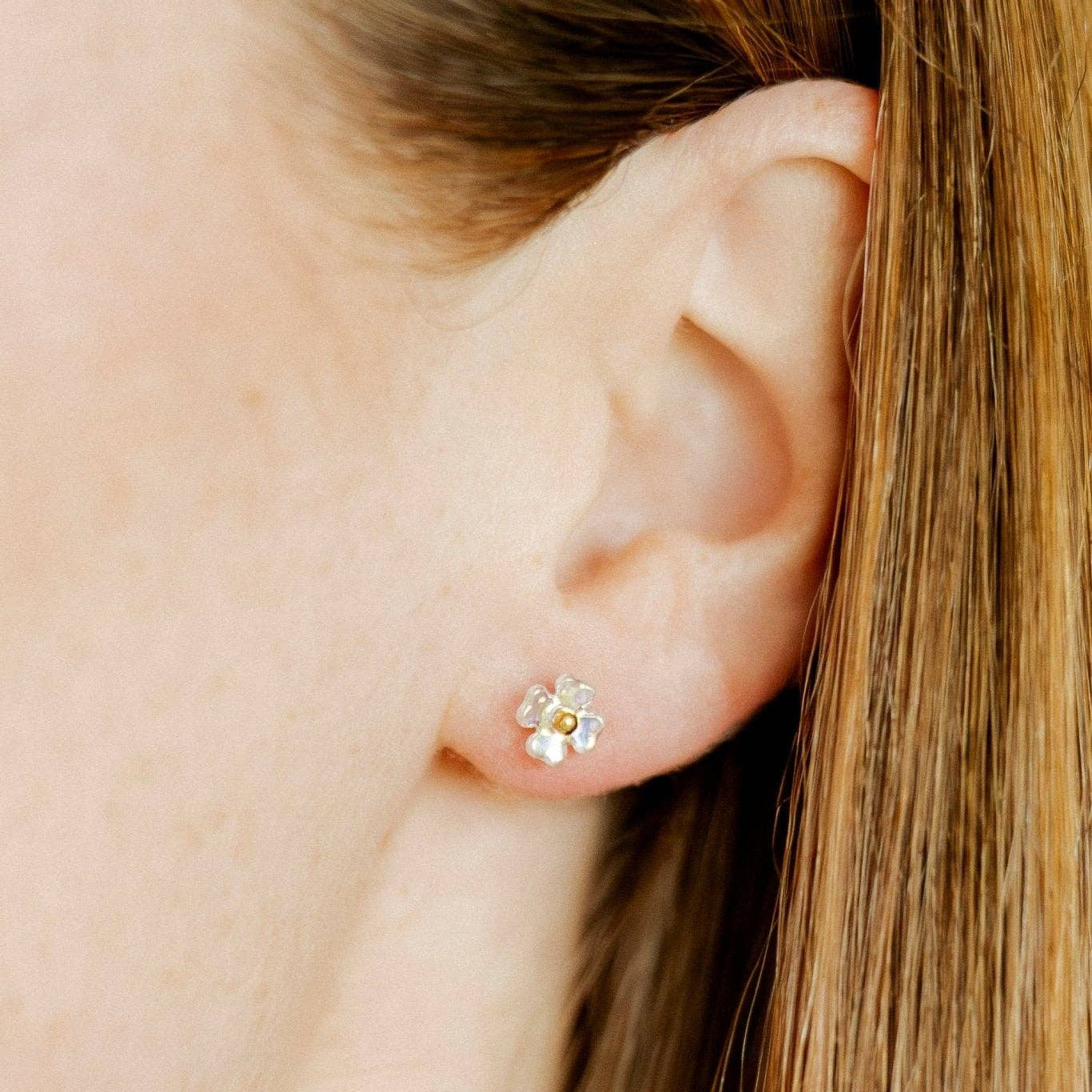 Screwback Stud Earrings - Sloane