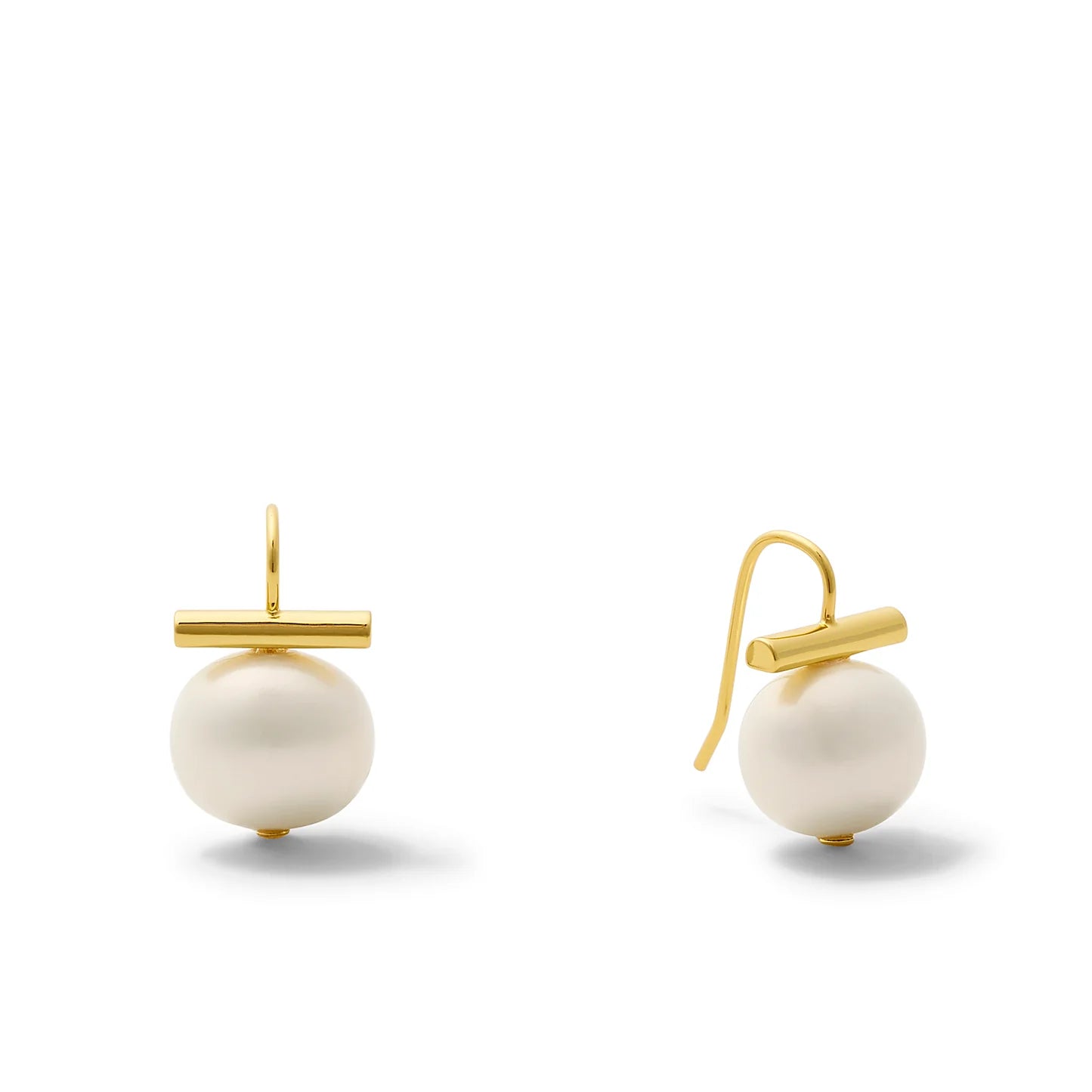 Baby Pebble Pearl Earring